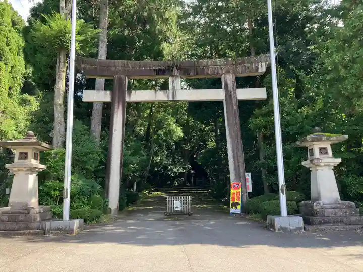 白山比咩神社(石川県)