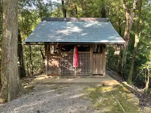 岩崎神社の末社・摂社