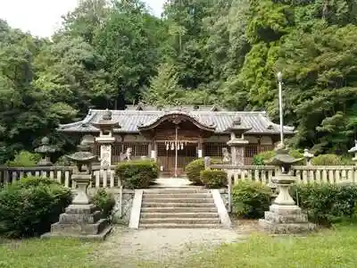 穴師坐兵主神社の本殿