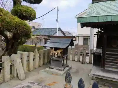 八幡神社(青野八幡神社)の末社・摂社