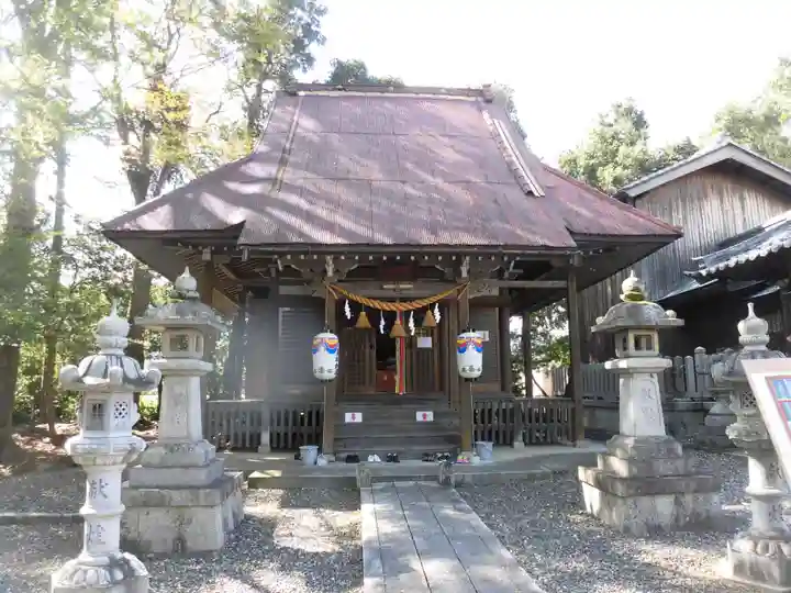 東阿閉薬師堂の本殿・本堂