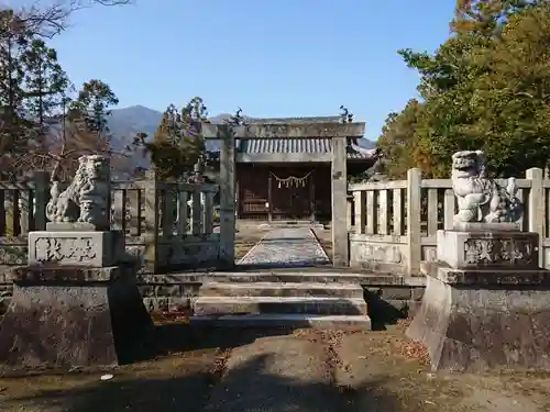 八幡神社の狛犬