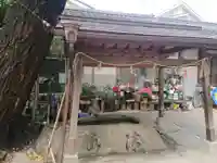 綿神社の手水舎