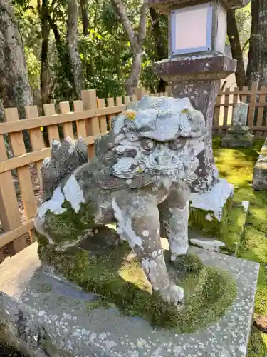 武雄神社の{uncategorized: "未分類", other: "その他", undefined: "問題あり", building: "その他建物", grave: "お墓", sacred_gate: "鳥居", guardian: "狛犬", statue: "像", buddha: "仏像", history: "歴史", nature: "自然", garden: "庭園", animal: "動物", pagoda: "塔", temizu: "手水舎", mountain_gate: "山門・神門", sanctuary: "本殿・本堂", subordinate: "末社・摂社", art: "芸術", scenery: "景色", jizo: "地蔵", ema: "絵馬", goshuin: "御朱印", omikuji: "おみくじ", items: "授与品その他", amulet: "お守り", goshuincho: "御朱印帳", eats: "食事", festival: "お祭り", votive_dance: "神楽", shichigosan: "七五三参", wedding: "結婚式", experience: "体験その他", initially: "初詣", around: "周辺", anti_infection: "感染症対策"}