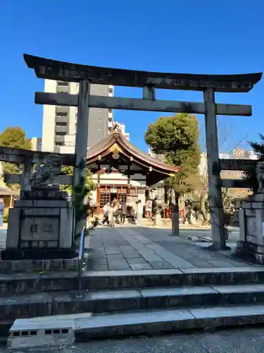 三輪神社の鳥居