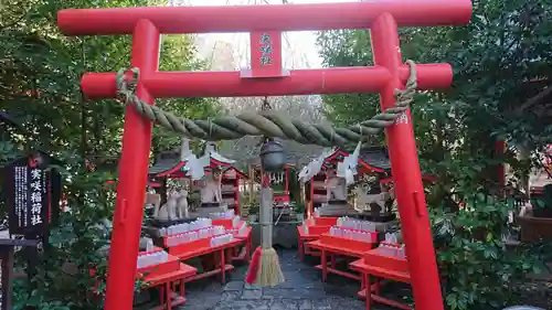 冠稲荷神社の鳥居