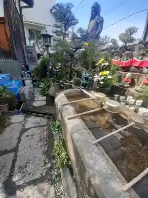 正壽院の{uncategorized: "未分類", other: "その他", undefined: "問題あり", building: "その他建物", grave: "お墓", sacred_gate: "鳥居", guardian: "狛犬", statue: "像", buddha: "仏像", history: "歴史", nature: "自然", garden: "庭園", animal: "動物", pagoda: "塔", temizu: "手水舎", mountain_gate: "山門・神門", sanctuary: "本殿・本堂", subordinate: "末社・摂社", art: "芸術", scenery: "景色", jizo: "地蔵", ema: "絵馬", goshuin: "御朱印", omikuji: "おみくじ", items: "授与品その他", amulet: "お守り", goshuincho: "御朱印帳", eats: "食事", festival: "お祭り", votive_dance: "神楽", shichigosan: "七五三参", wedding: "結婚式", experience: "体験その他", initially: "初詣", around: "周辺", anti_infection: "感染症対策"}