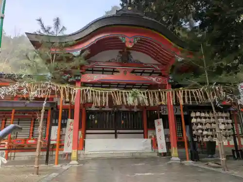 塩田八幡宮の{uncategorized: "未分類", other: "その他", undefined: "問題あり", building: "その他建物", grave: "お墓", sacred_gate: "鳥居", guardian: "狛犬", statue: "像", buddha: "仏像", history: "歴史", nature: "自然", garden: "庭園", animal: "動物", pagoda: "塔", temizu: "手水舎", mountain_gate: "山門・神門", sanctuary: "本殿・本堂", subordinate: "末社・摂社", art: "芸術", scenery: "景色", jizo: "地蔵", ema: "絵馬", goshuin: "御朱印", omikuji: "おみくじ", items: "授与品その他", amulet: "お守り", goshuincho: "御朱印帳", eats: "食事", festival: "お祭り", votive_dance: "神楽", shichigosan: "七五三参", wedding: "結婚式", experience: "体験その他", initially: "初詣", around: "周辺", anti_infection: "感染症対策"}