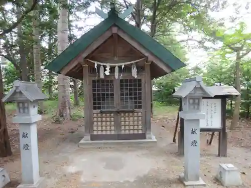 信濃神社の末社・摂社