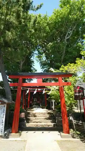 由比若宮（元鶴岡八幡宮）の鳥居