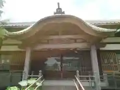 蓮華寺の本殿