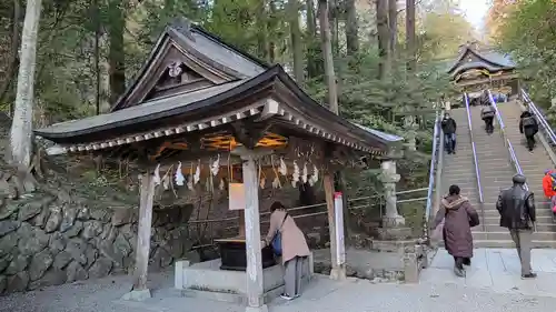 宝登山神社の手水