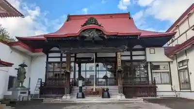 真隆寺の本殿・本堂