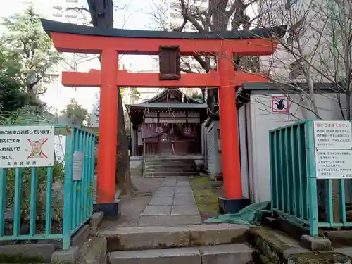 出世稲荷神社（春日稲荷神社）の鳥居