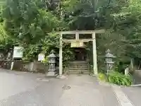 荒立神社の{uncategorized: "未分類", other: "その他", undefined: "問題あり", building: "その他建物", grave: "お墓", sacred_gate: "鳥居", guardian: "狛犬", statue: "像", buddha: "仏像", history: "歴史", nature: "自然", garden: "庭園", animal: "動物", pagoda: "塔", temizu: "手水舎", mountain_gate: "山門・神門", sanctuary: "本殿・本堂", subordinate: "末社・摂社", art: "芸術", scenery: "景色", jizo: "地蔵", ema: "絵馬", goshuin: "御朱印", omikuji: "おみくじ", items: "授与品その他", amulet: "お守り", goshuincho: "御朱印帳", eats: "食事", festival: "お祭り", votive_dance: "神楽", shichigosan: "七五三参", wedding: "結婚式", experience: "体験その他", initially: "初詣", around: "周辺", anti_infection: "感染症対策"}