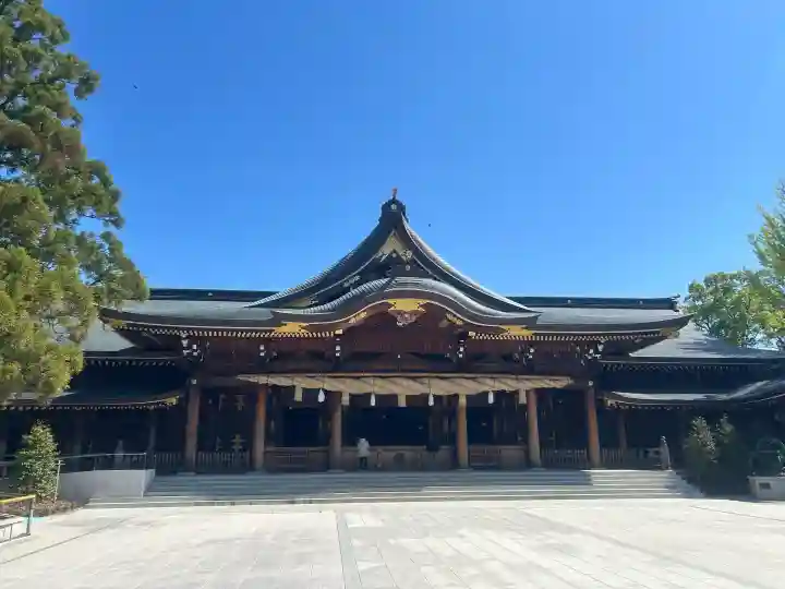 寒川神社の{uncategorized: "未分類", other: "その他", undefined: "問題あり", building: "その他建物", grave: "お墓", sacred_gate: "鳥居", guardian: "狛犬", statue: "像", buddha: "仏像", history: "歴史", nature: "自然", garden: "庭園", animal: "動物", pagoda: "塔", temizu: "手水舎", mountain_gate: "山門・神門", sanctuary: "本殿・本堂", subordinate: "末社・摂社", art: "芸術", scenery: "景色", jizo: "地蔵", ema: "絵馬", goshuin: "御朱印", omikuji: "おみくじ", items: "授与品その他", amulet: "お守り", goshuincho: "御朱印帳", eats: "食事", festival: "お祭り", votive_dance: "神楽", shichigosan: "七五三参", wedding: "結婚式", experience: "体験その他", initially: "初詣", around: "周辺", anti_infection: "感染症対策"}