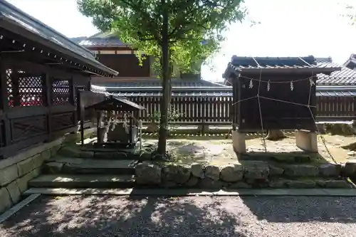 那波加神社の末社