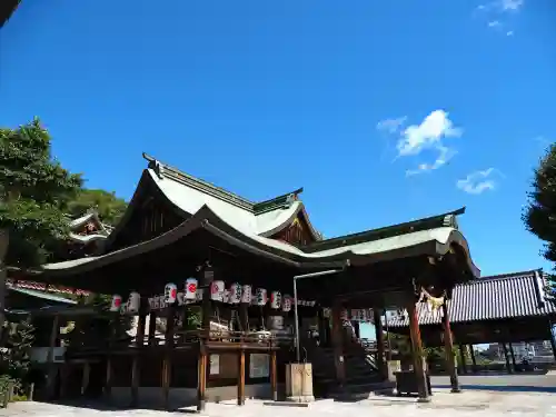 石清尾八幡宮の本殿