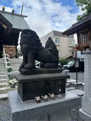 札幌諏訪神社の狛犬
