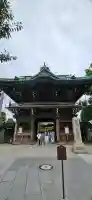 題経寺(柴又帝釈天)の{uncategorized: "未分類", other: "その他", undefined: "問題あり", building: "その他建物", grave: "お墓", sacred_gate: "鳥居", guardian: "狛犬", statue: "像", buddha: "仏像", history: "歴史", nature: "自然", garden: "庭園", animal: "動物", pagoda: "塔", temizu: "手水舎", mountain_gate: "山門・神門", sanctuary: "本殿・本堂", subordinate: "末社・摂社", art: "芸術", scenery: "景色", jizo: "地蔵", ema: "絵馬", goshuin: "御朱印", omikuji: "おみくじ", items: "授与品その他", amulet: "お守り", goshuincho: "御朱印帳", eats: "食事", festival: "お祭り", votive_dance: "神楽", shichigosan: "七五三参", wedding: "結婚式", experience: "体験その他", initially: "初詣", around: "周辺", anti_infection: "感染症対策"}