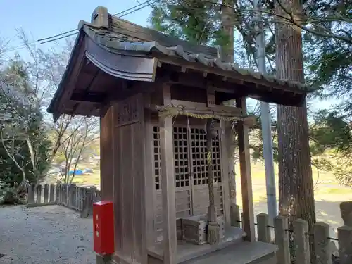 山田感神社の末社・摂社