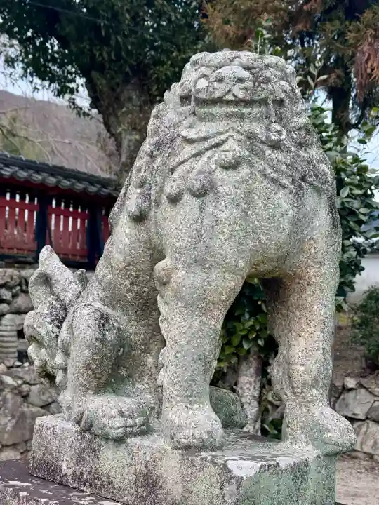 大将軍神社の{uncategorized: "未分類", other: "その他", undefined: "問題あり", building: "その他建物", grave: "お墓", sacred_gate: "鳥居", guardian: "狛犬", statue: "像", buddha: "仏像", history: "歴史", nature: "自然", garden: "庭園", animal: "動物", pagoda: "塔", temizu: "手水舎", mountain_gate: "山門・神門", sanctuary: "本殿・本堂", subordinate: "末社・摂社", art: "芸術", scenery: "景色", jizo: "地蔵", ema: "絵馬", goshuin: "御朱印", omikuji: "おみくじ", items: "授与品その他", amulet: "お守り", goshuincho: "御朱印帳", eats: "食事", festival: "お祭り", votive_dance: "神楽", shichigosan: "七五三参", wedding: "結婚式", experience: "体験その他", initially: "初詣", around: "周辺", anti_infection: "感染症対策"}