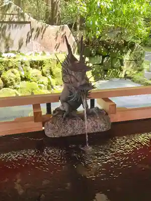箱根神社の手水舎