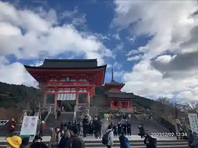 清水寺の山門・神門