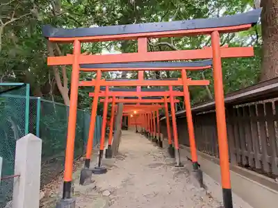 六甲八幡神社の末社・摂社