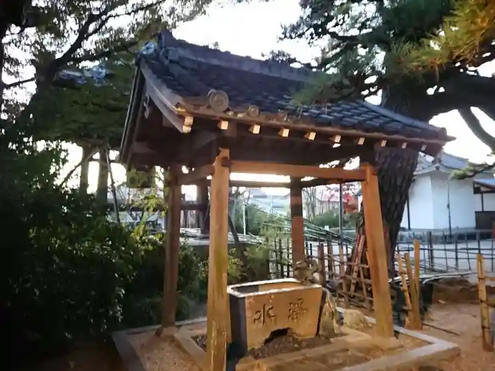 円楽寺の手水舎