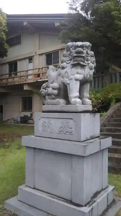 藤島神社(贈正一位新田義貞公之大宮)の狛犬