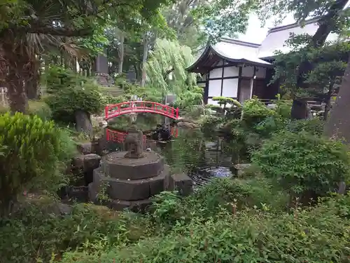 小室浅間神社の庭園