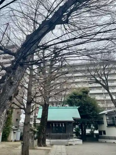 西早稲田天祖神社の{uncategorized: "未分類", other: "その他", undefined: "問題あり", building: "その他建物", grave: "お墓", sacred_gate: "鳥居", guardian: "狛犬", statue: "像", buddha: "仏像", history: "歴史", nature: "自然", garden: "庭園", animal: "動物", pagoda: "塔", temizu: "手水舎", mountain_gate: "山門・神門", sanctuary: "本殿・本堂", subordinate: "末社・摂社", art: "芸術", scenery: "景色", jizo: "地蔵", ema: "絵馬", goshuin: "御朱印", omikuji: "おみくじ", items: "授与品その他", amulet: "お守り", goshuincho: "御朱印帳", eats: "食事", festival: "お祭り", votive_dance: "神楽", shichigosan: "七五三参", wedding: "結婚式", experience: "体験その他", initially: "初詣", around: "周辺", anti_infection: "感染症対策"}
