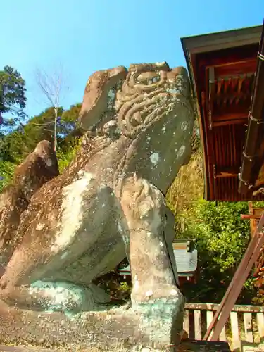 伊岐神社の狛犬