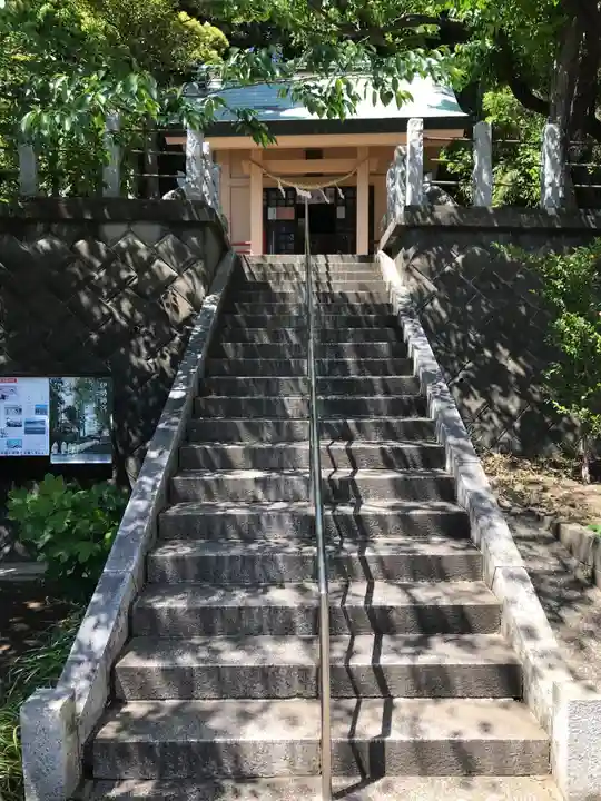 白山神社の本殿・本堂