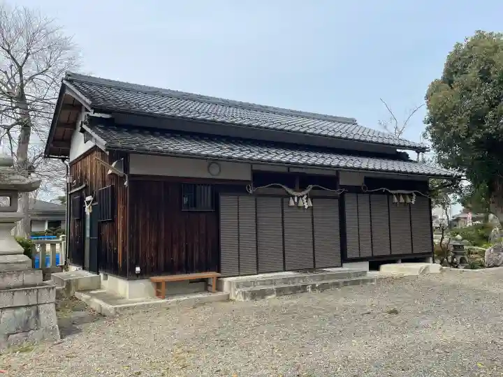 甘呂神社の{uncategorized: "未分類", other: "その他", undefined: "問題あり", building: "その他建物", grave: "お墓", sacred_gate: "鳥居", guardian: "狛犬", statue: "像", buddha: "仏像", history: "歴史", nature: "自然", garden: "庭園", animal: "動物", pagoda: "塔", temizu: "手水舎", mountain_gate: "山門・神門", sanctuary: "本殿・本堂", subordinate: "末社・摂社", art: "芸術", scenery: "景色", jizo: "地蔵", ema: "絵馬", goshuin: "御朱印", omikuji: "おみくじ", items: "授与品その他", amulet: "お守り", goshuincho: "御朱印帳", eats: "食事", festival: "お祭り", votive_dance: "神楽", shichigosan: "七五三参", wedding: "結婚式", experience: "体験その他", initially: "初詣", around: "周辺", anti_infection: "感染症対策"}