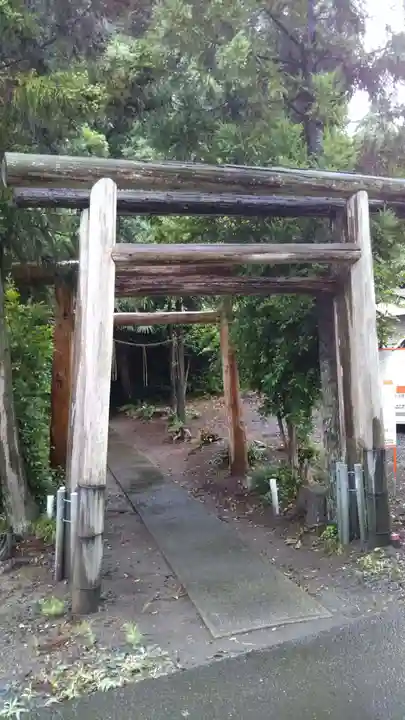 稲荷神社の鳥居