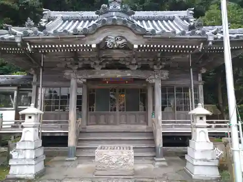 妙蓮寺の本殿・本堂