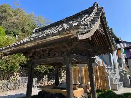 埼玉厄除け開運大師・龍泉寺（切り絵御朱印発祥の寺）(埼玉県)