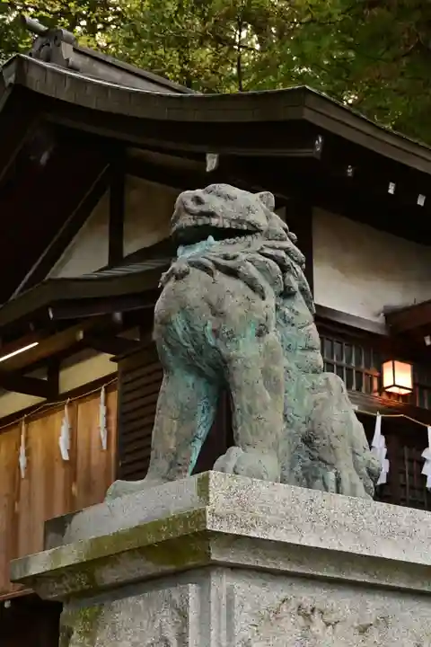 諏訪大社下社春宮(長野県)