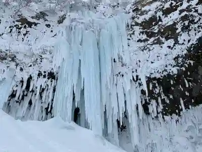 刈田嶺神社(奥宮)の{uncategorized: "未分類", other: "その他", undefined: "問題あり", building: "その他建物", grave: "お墓", sacred_gate: "鳥居", guardian: "狛犬", statue: "像", buddha: "仏像", history: "歴史", nature: "自然", garden: "庭園", animal: "動物", pagoda: "塔", temizu: "手水舎", mountain_gate: "山門・神門", sanctuary: "本殿・本堂", subordinate: "末社・摂社", art: "芸術", scenery: "景色", jizo: "地蔵", ema: "絵馬", goshuin: "御朱印", omikuji: "おみくじ", items: "授与品その他", amulet: "お守り", goshuincho: "御朱印帳", eats: "食事", festival: "お祭り", votive_dance: "神楽", shichigosan: "七五三参", wedding: "結婚式", experience: "体験その他", initially: "初詣", around: "周辺", anti_infection: "感染症対策"}