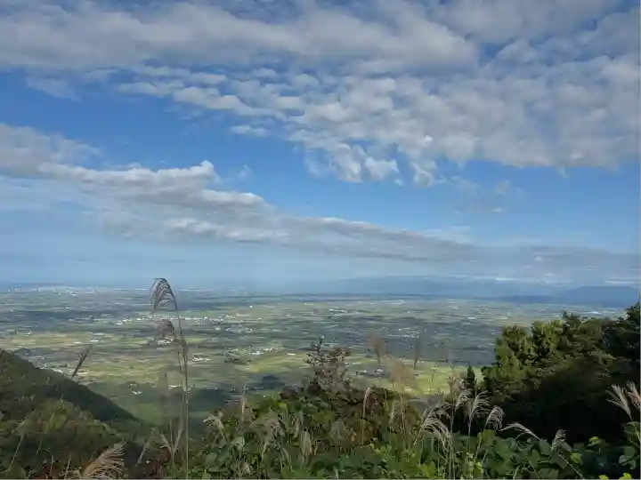 彌彦神社奥宮(御神廟)(新潟県)