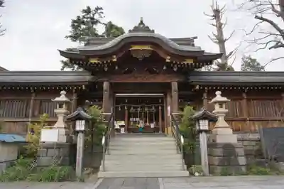 鳩ヶ谷氷川神社の山門・神門