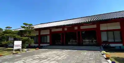 薬師寺の本殿・本堂