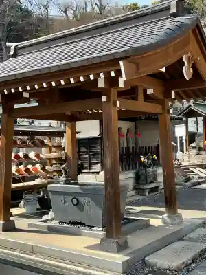 法玄寺の{uncategorized: "未分類", other: "その他", undefined: "問題あり", building: "その他建物", grave: "お墓", sacred_gate: "鳥居", guardian: "狛犬", statue: "像", buddha: "仏像", history: "歴史", nature: "自然", garden: "庭園", animal: "動物", pagoda: "塔", temizu: "手水舎", mountain_gate: "山門・神門", sanctuary: "本殿・本堂", subordinate: "末社・摂社", art: "芸術", scenery: "景色", jizo: "地蔵", ema: "絵馬", goshuin: "御朱印", omikuji: "おみくじ", items: "授与品その他", amulet: "お守り", goshuincho: "御朱印帳", eats: "食事", festival: "お祭り", votive_dance: "神楽", shichigosan: "七五三参", wedding: "結婚式", experience: "体験その他", initially: "初詣", around: "周辺", anti_infection: "感染症対策"}