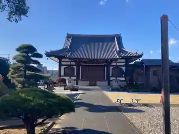 法田寺の本殿・本堂