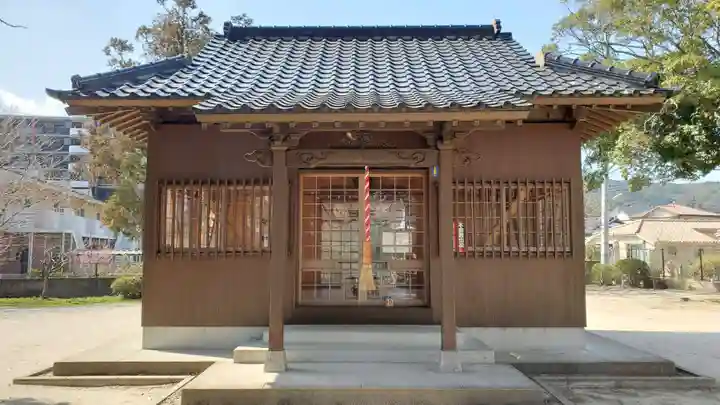 若八幡宮の本殿・本堂