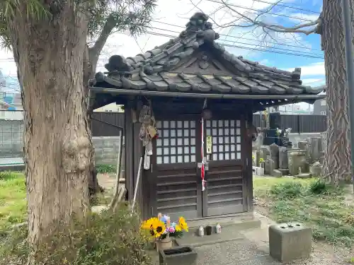 沼影観音堂（廣田寺）の{uncategorized: "未分類", other: "その他", undefined: "問題あり", building: "その他建物", grave: "お墓", sacred_gate: "鳥居", guardian: "狛犬", statue: "像", buddha: "仏像", history: "歴史", nature: "自然", garden: "庭園", animal: "動物", pagoda: "塔", temizu: "手水舎", mountain_gate: "山門・神門", sanctuary: "本殿・本堂", subordinate: "末社・摂社", art: "芸術", scenery: "景色", jizo: "地蔵", ema: "絵馬", goshuin: "御朱印", omikuji: "おみくじ", items: "授与品その他", amulet: "お守り", goshuincho: "御朱印帳", eats: "食事", festival: "お祭り", votive_dance: "神楽", shichigosan: "七五三参", wedding: "結婚式", experience: "体験その他", initially: "初詣", around: "周辺", anti_infection: "感染症対策"}