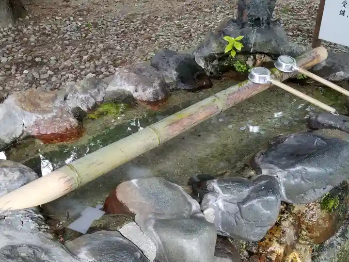 總宮神社の手水舎