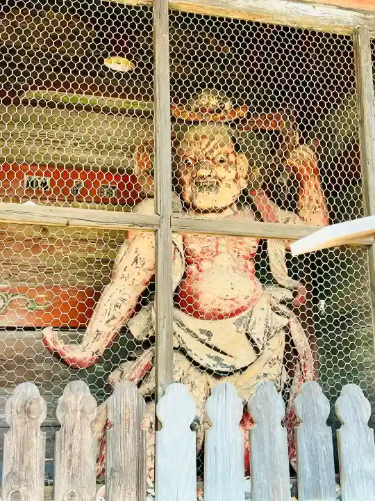 勝福寺の{uncategorized: "未分類", other: "その他", undefined: "問題あり", building: "その他建物", grave: "お墓", sacred_gate: "鳥居", guardian: "狛犬", statue: "像", buddha: "仏像", history: "歴史", nature: "自然", garden: "庭園", animal: "動物", pagoda: "塔", temizu: "手水舎", mountain_gate: "山門・神門", sanctuary: "本殿・本堂", subordinate: "末社・摂社", art: "芸術", scenery: "景色", jizo: "地蔵", ema: "絵馬", goshuin: "御朱印", omikuji: "おみくじ", items: "授与品その他", amulet: "お守り", goshuincho: "御朱印帳", eats: "食事", festival: "お祭り", votive_dance: "神楽", shichigosan: "七五三参", wedding: "結婚式", experience: "体験その他", initially: "初詣", around: "周辺", anti_infection: "感染症対策"}